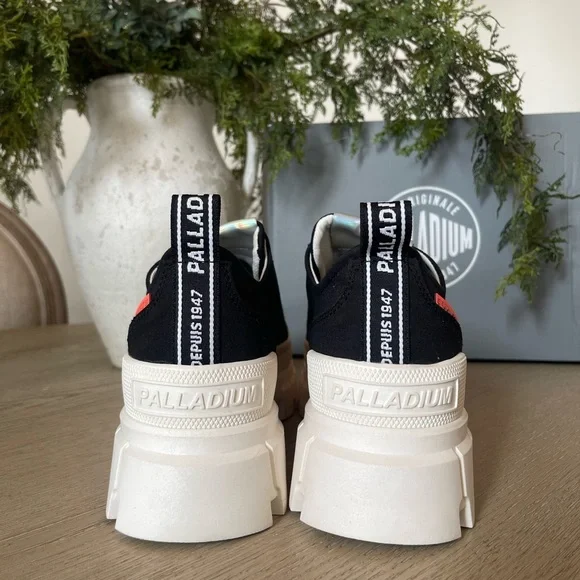 Palladium - Free People - ‘Revolt LO TX’ Boots - Picture 5 of 7